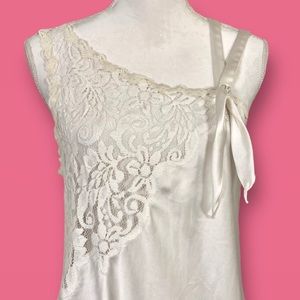 Vintage Victoria’s Secret Ivory White Satin Lace Nightgown Bridal M Gold Label